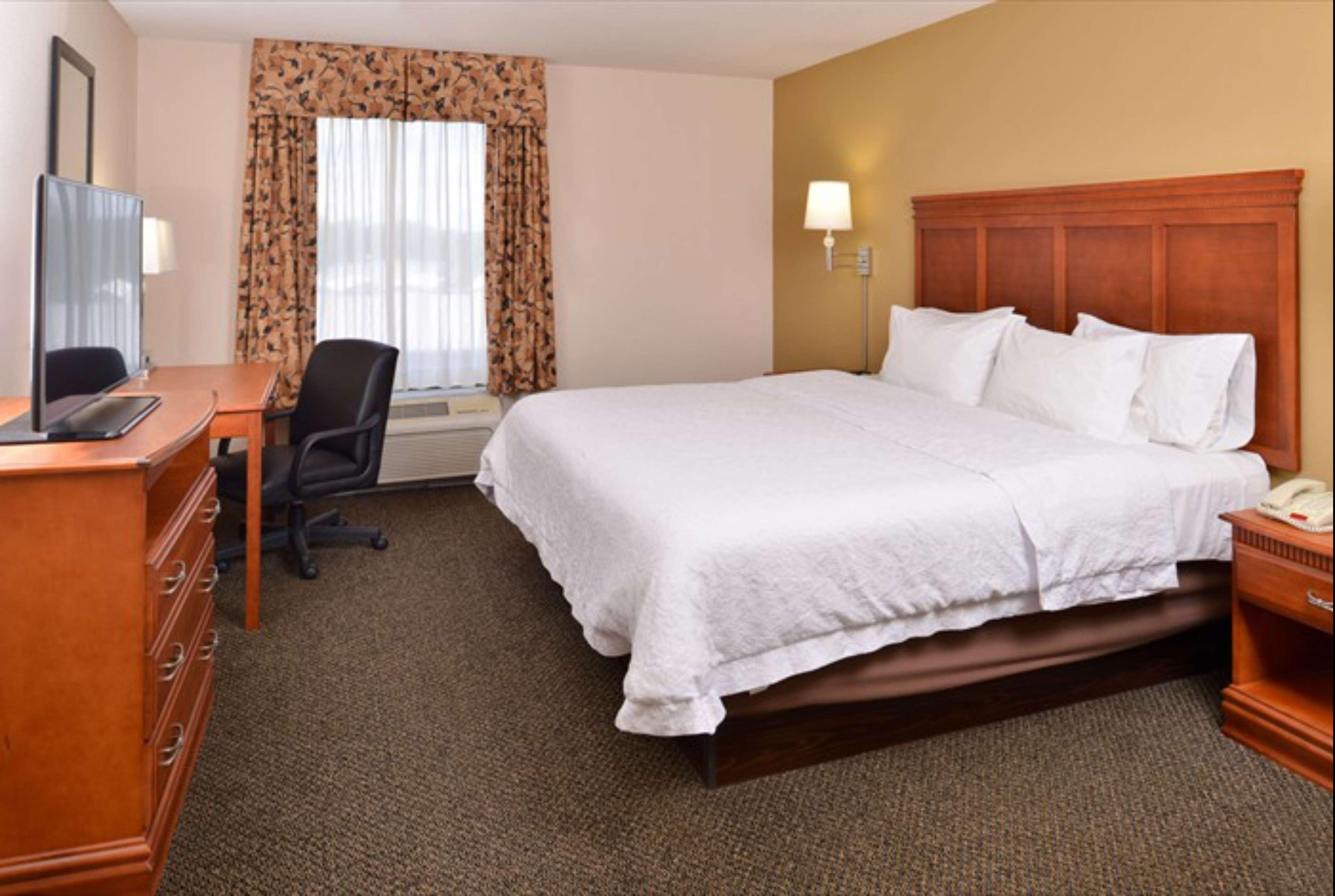 Hampton Inn & Suites Richmond Buitenkant foto