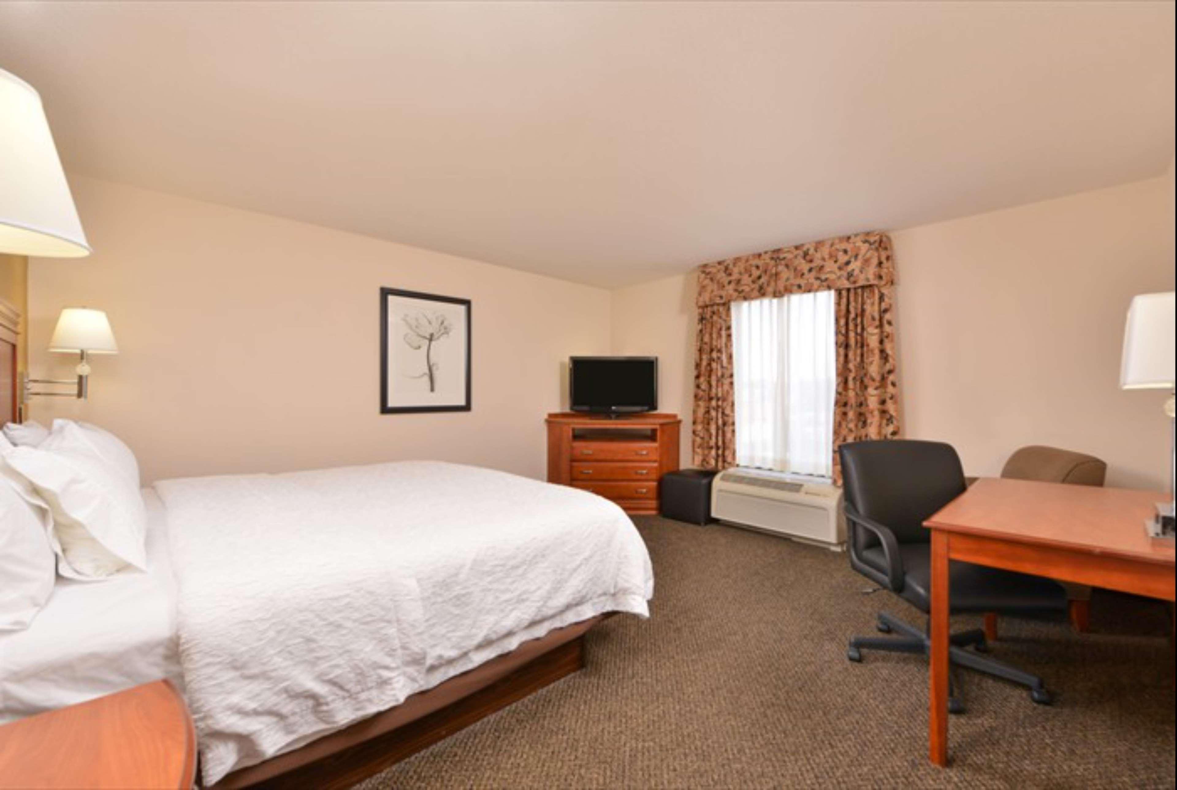 Hampton Inn & Suites Richmond Buitenkant foto