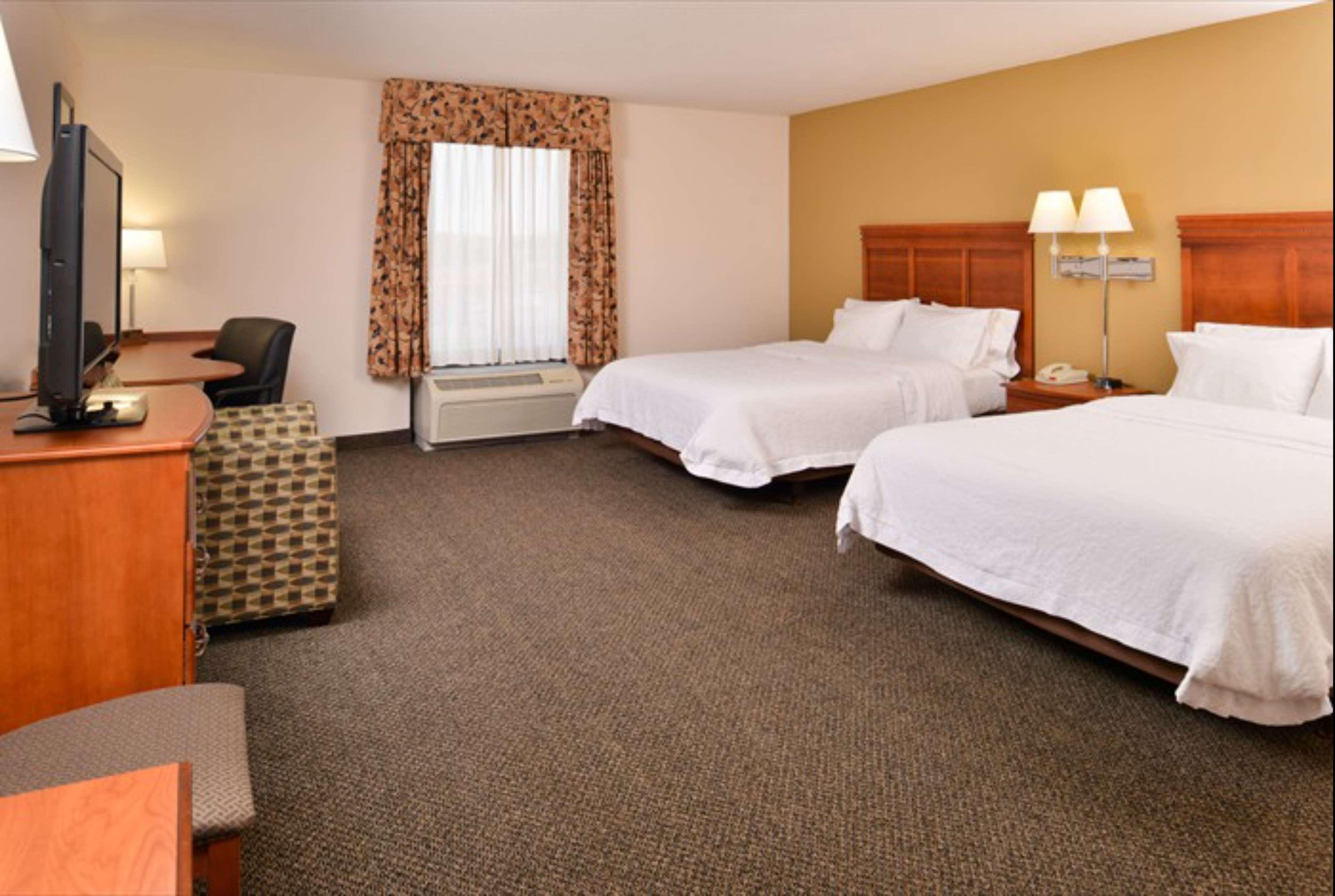 Hampton Inn & Suites Richmond Buitenkant foto