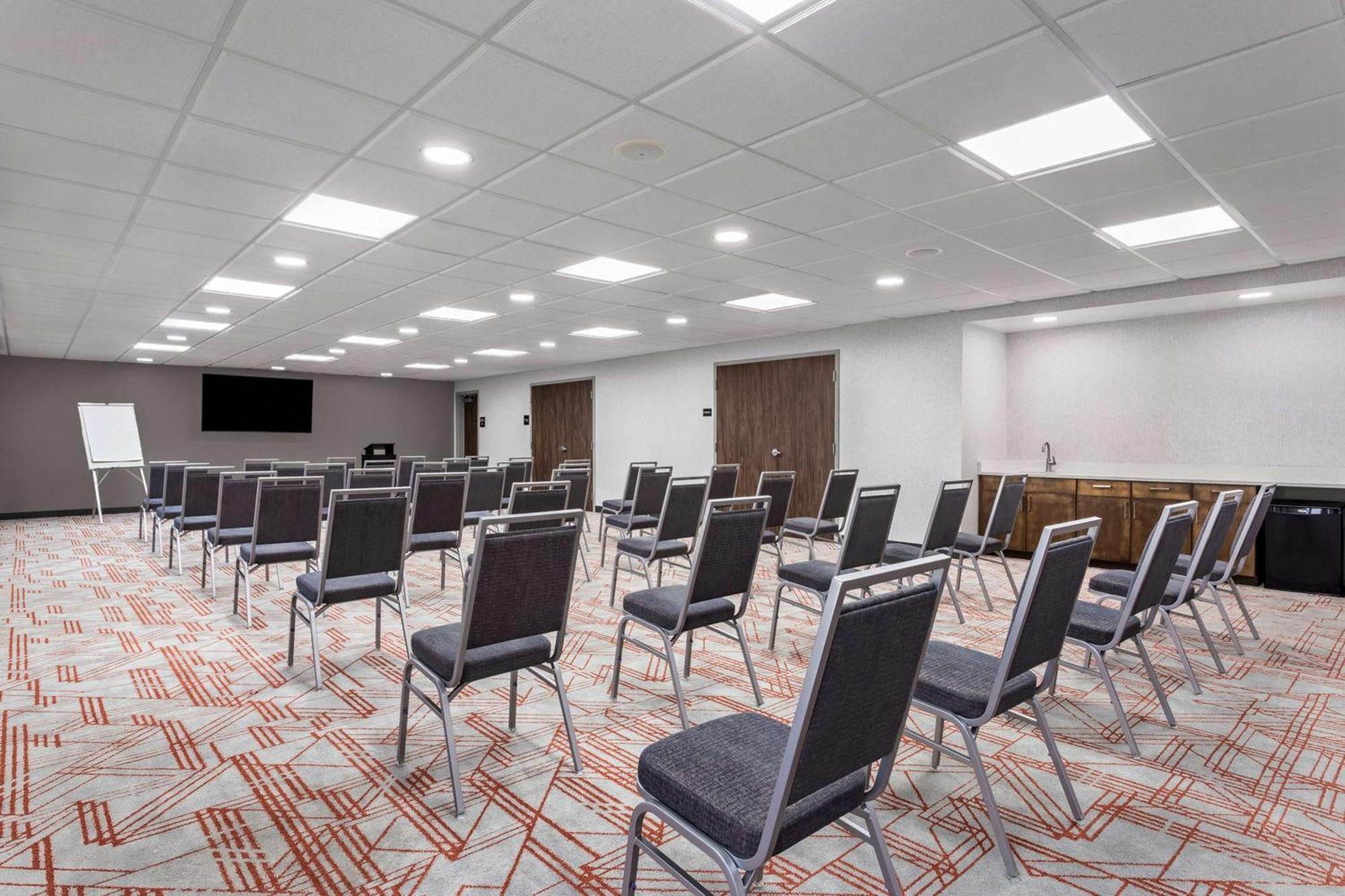 Hampton Inn & Suites Richmond Buitenkant foto