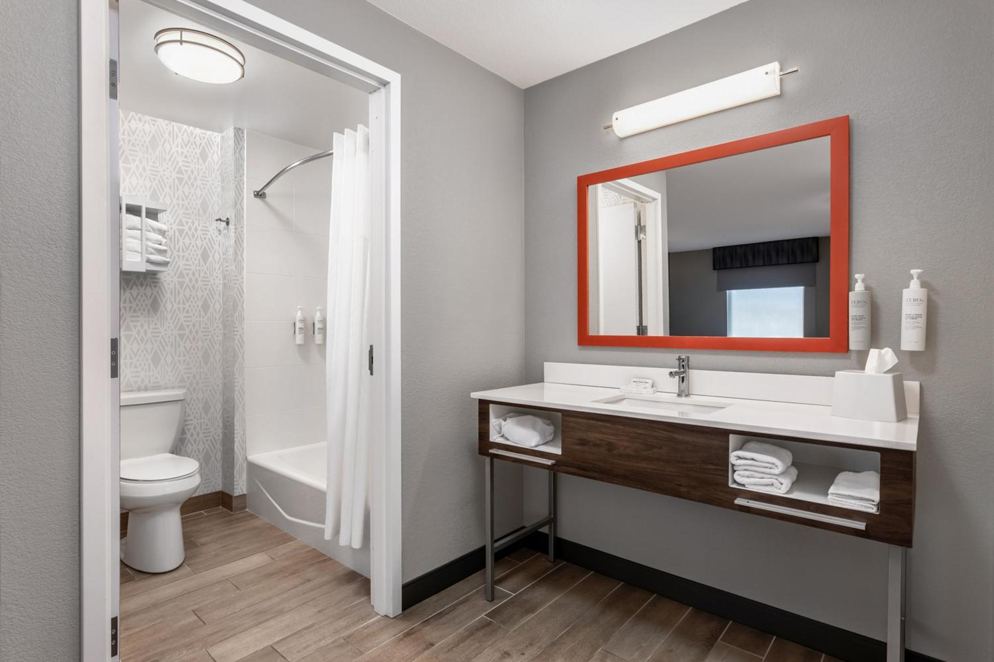 Hampton Inn & Suites Richmond Buitenkant foto